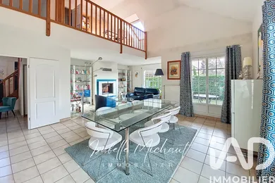 Maison à Vernouillet (78540)