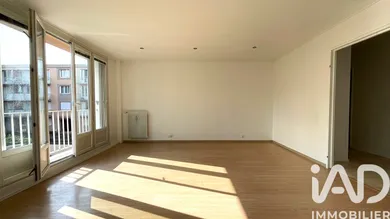 Apartment in Égly (91520)