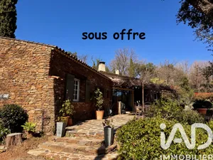 Park home in La Garde-Freinet (83680)