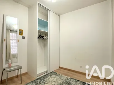 Apartment in Paris (75011)