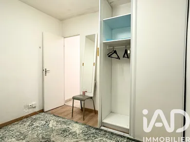 Apartment in Paris (75011)