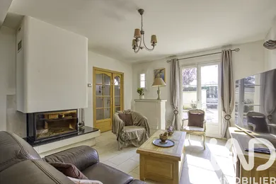 Maison à Estrées-Saint-Denis (60190)