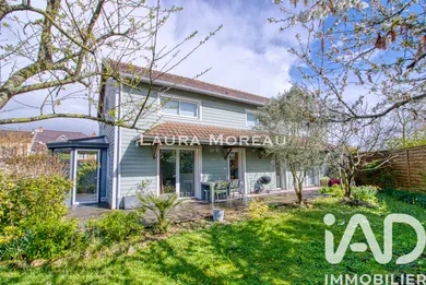 Maison traditionnelle à Pierrelaye (95480)