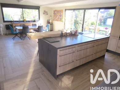 Maison d'architecte à Chaumont-en-Vexin (60240)