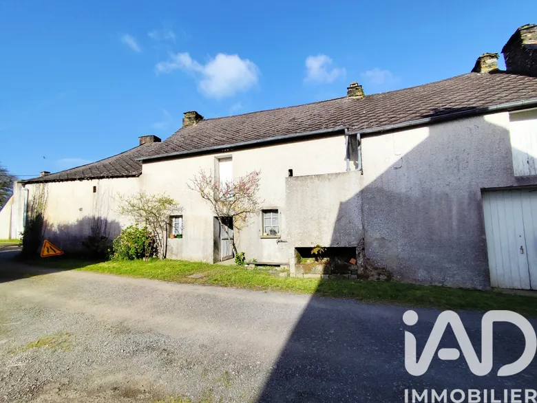 Maison 1 pièce 270 m² · à Sainte Marie · 270 m² · 34 900 €