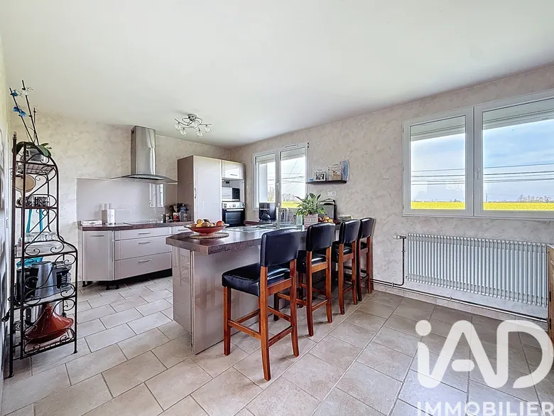 Maison 7 pièces 130 m² · à Bernay · 130 m² · 220 000 €