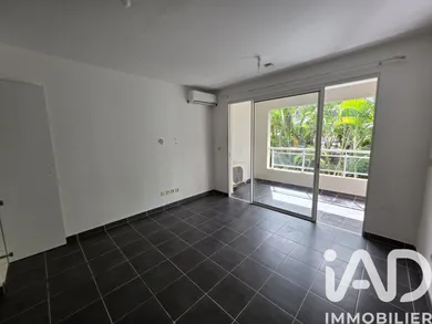 Apartment in Sainte-Marie (97230)
