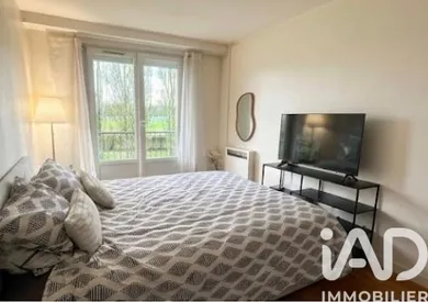 Apartment in Longjumeau (91160)