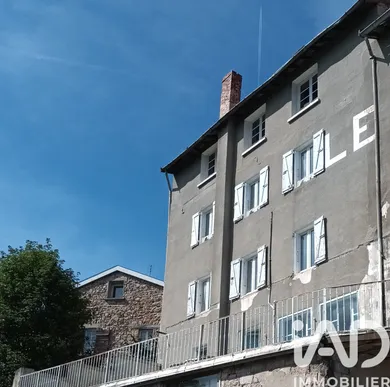 Building in Lalouvesc (07520)