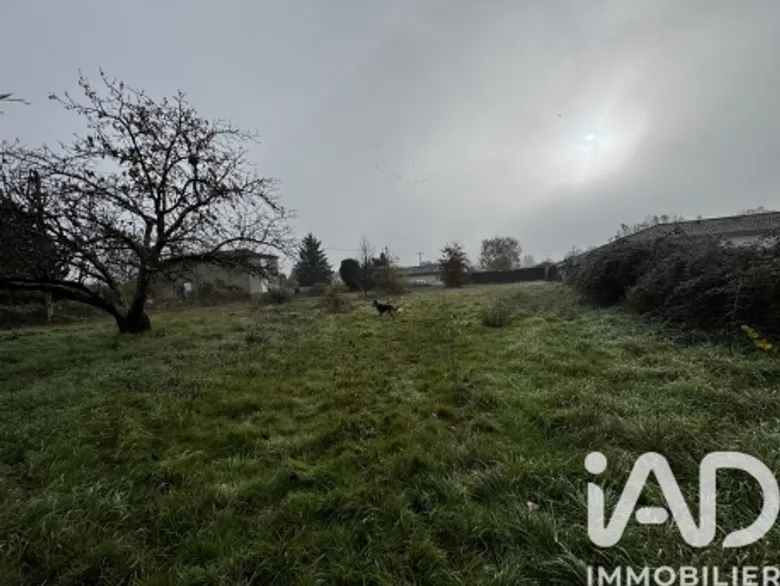 Terrain à bâtir à Castelsarrasin (82100) · 99 000 €