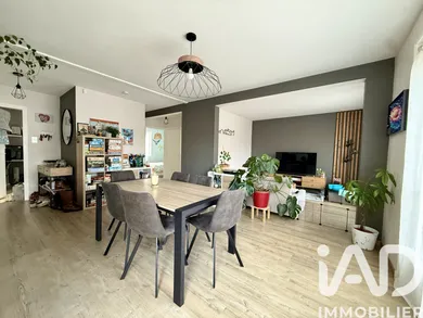 Apartment in Le Péage-de-Roussillon (38550)
