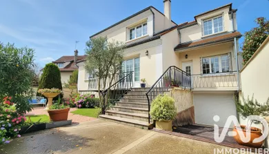 House in Poissy (78300)