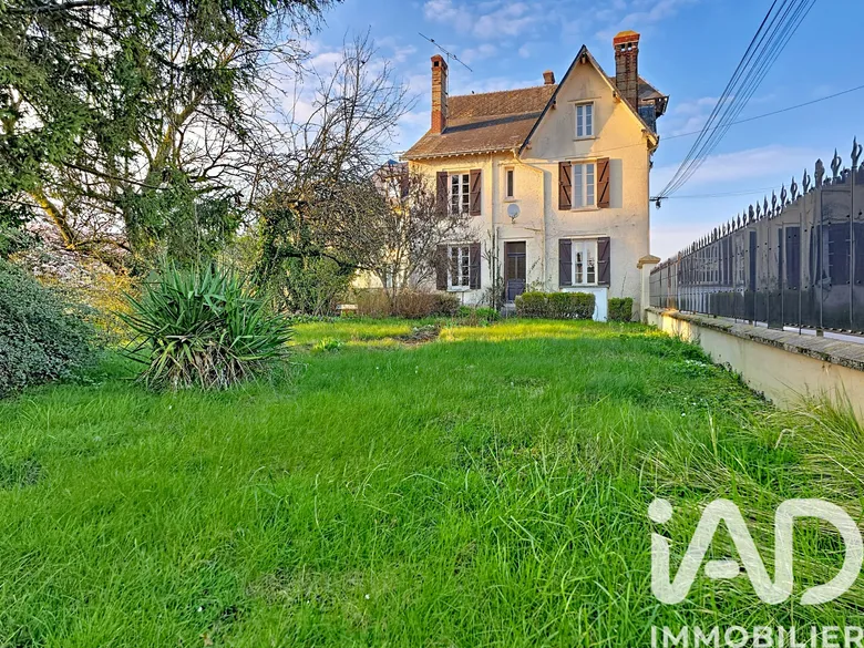 Maison 8 pièces 200 m² · à Saulces-Monclin · 200 m² · 250 000 €