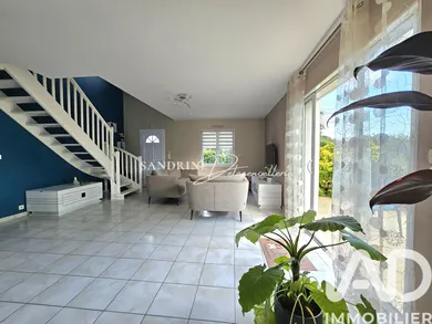 Maison de ville à La Chapelle-sur-Erdre (44240)