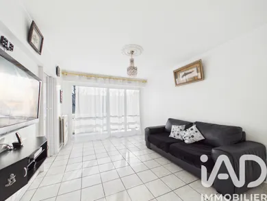Appartement à Évry (91000)