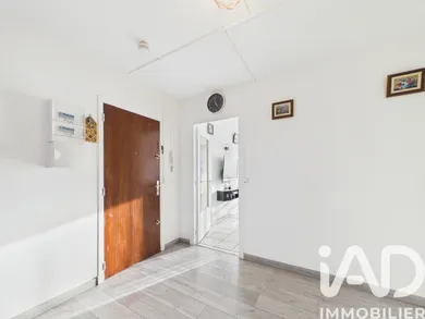 Apartment in Évry (91000)