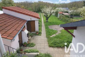 Village house in Bézenet (03170)
