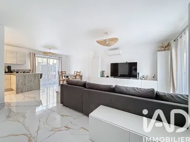 Maison traditionnelle à Bruyères-le-Châtel (91680)