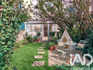 Apartment in Villeurbanne (69100)