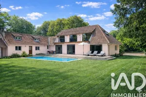 House in Lamorlaye (60260)