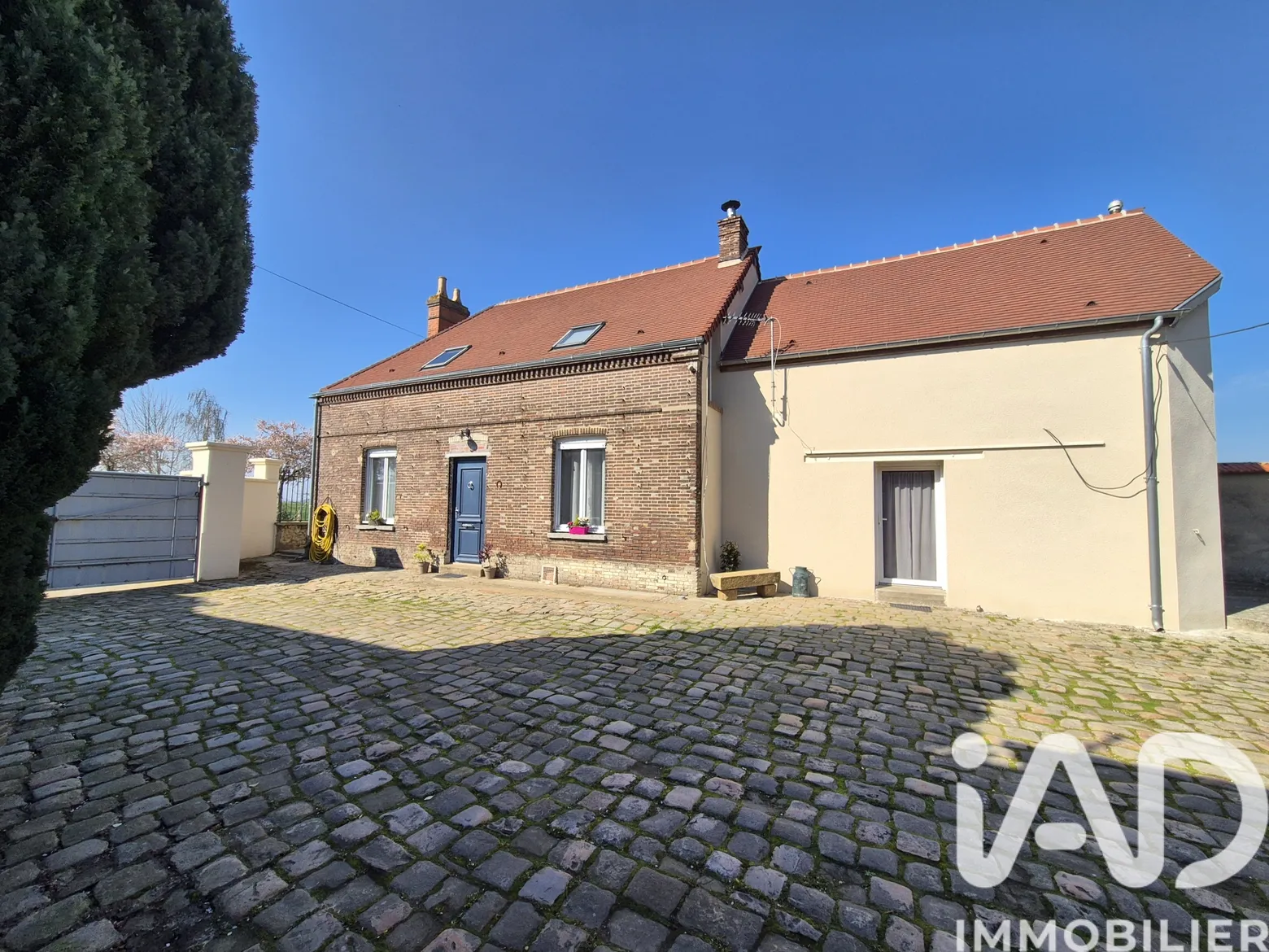 Vente maison à Houdan (78550) : maison 7 pièces 140 m² - 1990770 — 2