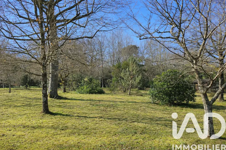 Terrain à bâtir à Gradignan (33170) · 296 000 €