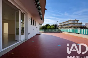 Appartement à Cagnes-sur-Mer (06800)
