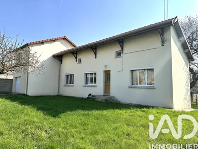 House in Vulaines (10160)