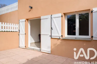 Apartment in Saint-Genis-Laval (69230)