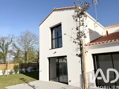 Architectural house in Les Sables-d'Olonne (85340)