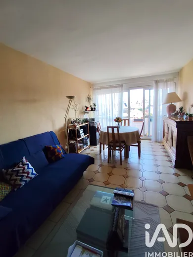 Apartment in Écouen (95440)