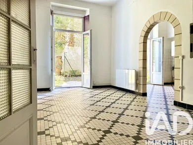 Building in Le Blanc (36300)