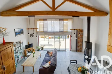 Longere in Saint-Mathurin (85150)