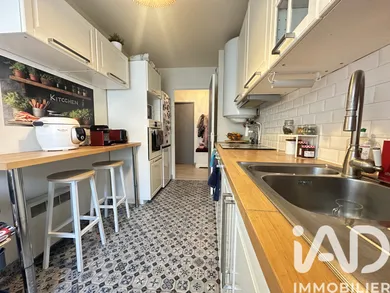 Apartment in Palaiseau (91120)