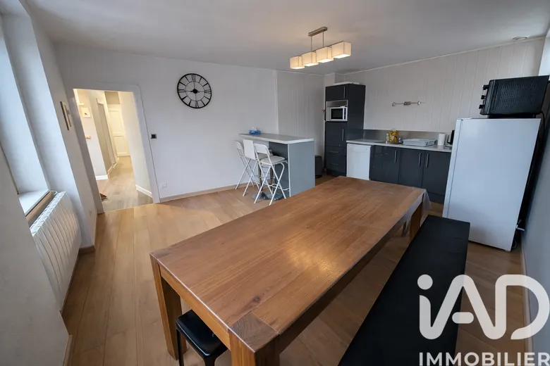 Appartement 3 pièces 76 m² · à Allevard · 75,8 m² · 125 000 €