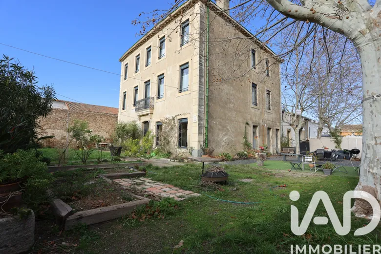 Maison 10 pièces 440 m² · à Lézignan-Corbières · 440 m² · 758 000 €