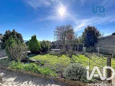 Village house in Maclas (42520)