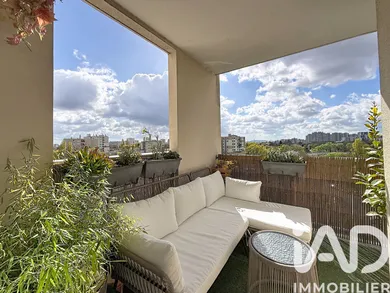 Apartment in Épinay-sur-Seine (93800)