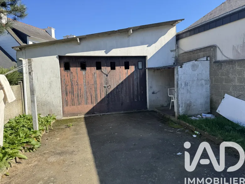 Terrain à Saint-Brieuc (22000) · 76 000 €