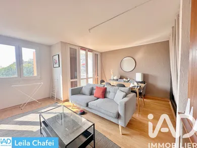 Apartment in Chilly-Mazarin (91380)