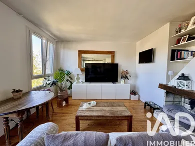 Apartment in Rueil-Malmaison (92500)