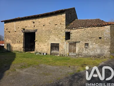 Immeuble à Le Buis (87140)