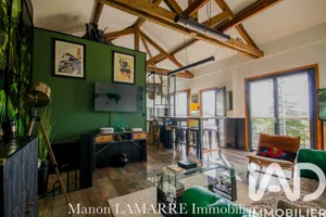 Architectural house in La Roche-Guyon (95780)