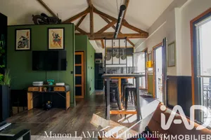 Architectural house in La Roche-Guyon (95780)