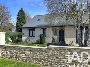 House in Dinard (35800)