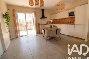 Maison à Néoules (83136)