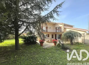 Traditional house in Chaponnay (69970)