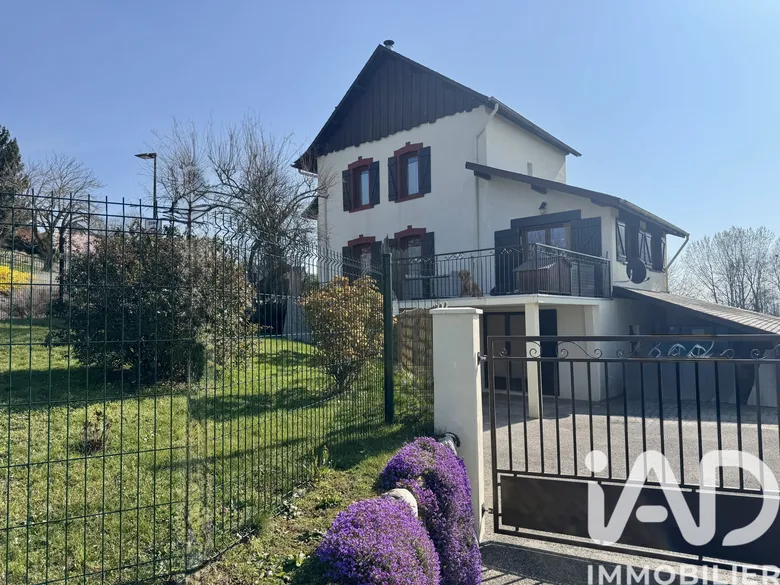 Maison 4 pièces 101 m² · à Saint-Eusèbe · 101 m² · 379 000 €