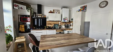 Maison de village à Saint-Bonnet-près-Riom (63200)