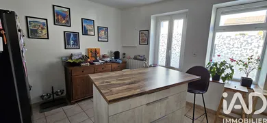 Maison de village à Saint-Bonnet-près-Riom (63200)
